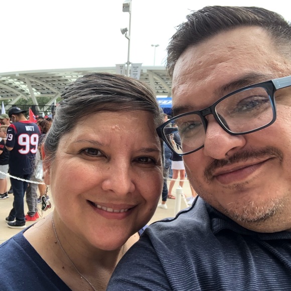 Meet your Posher, Melissa - Picture 7 of 8